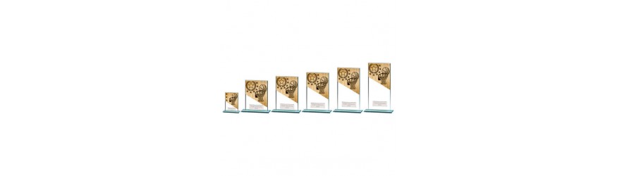 MUSTANG BASKETBALL GLASS TROPHY - 5 SIZES - 11CM - 18CM MUSTANG BASKETBALL GLASS TROPHY - 5 SIZES - 11CM - 18CM